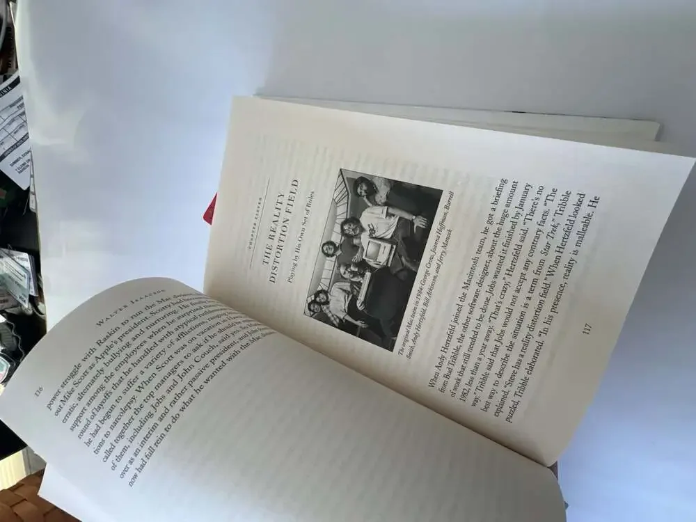 Steve Jobs by Walter Isaacson (2011 Hardcover Biography)
